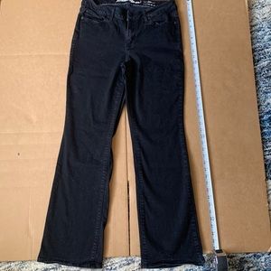 Womens Eddie Bouer black boot cut jeans in size: 10